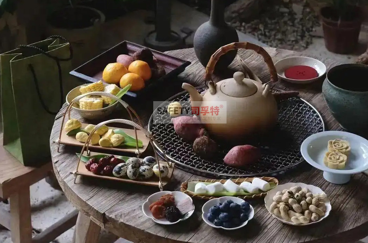 “圍爐煮茶”為什么火？年輕人追捧是有原因的-司孚特圍爐茶桌(圖4)