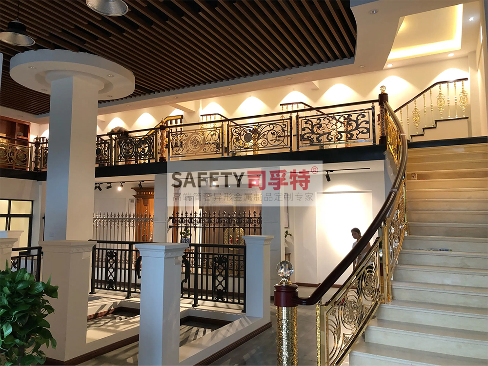 鋁藝鏤空雕花樓梯扶手：造型多樣，工藝成熟，彰顯高端品味(圖6)