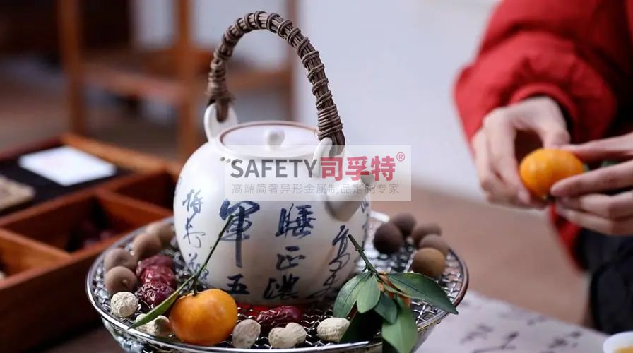 圍爐煮茶成民宿招牌項目，文旅行業需要“儀式感消費”[司孚特精制鋼圍爐](圖2)